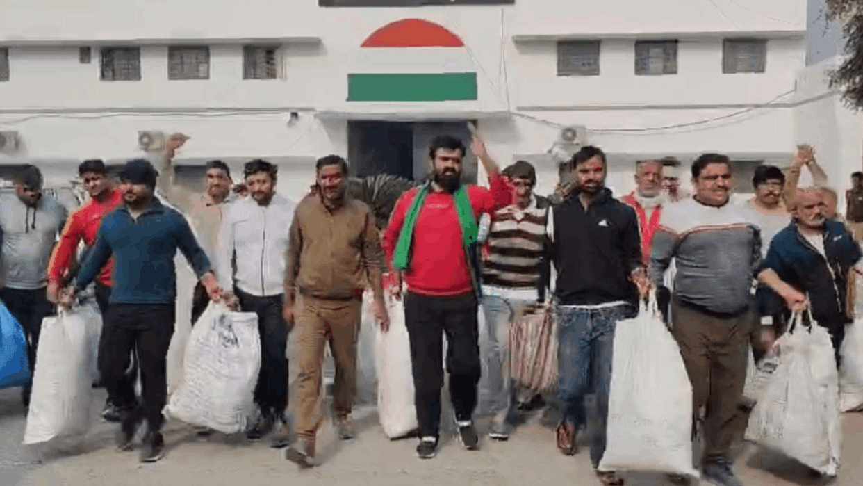 29 farmers released from Luxor jail in Greater Noida today