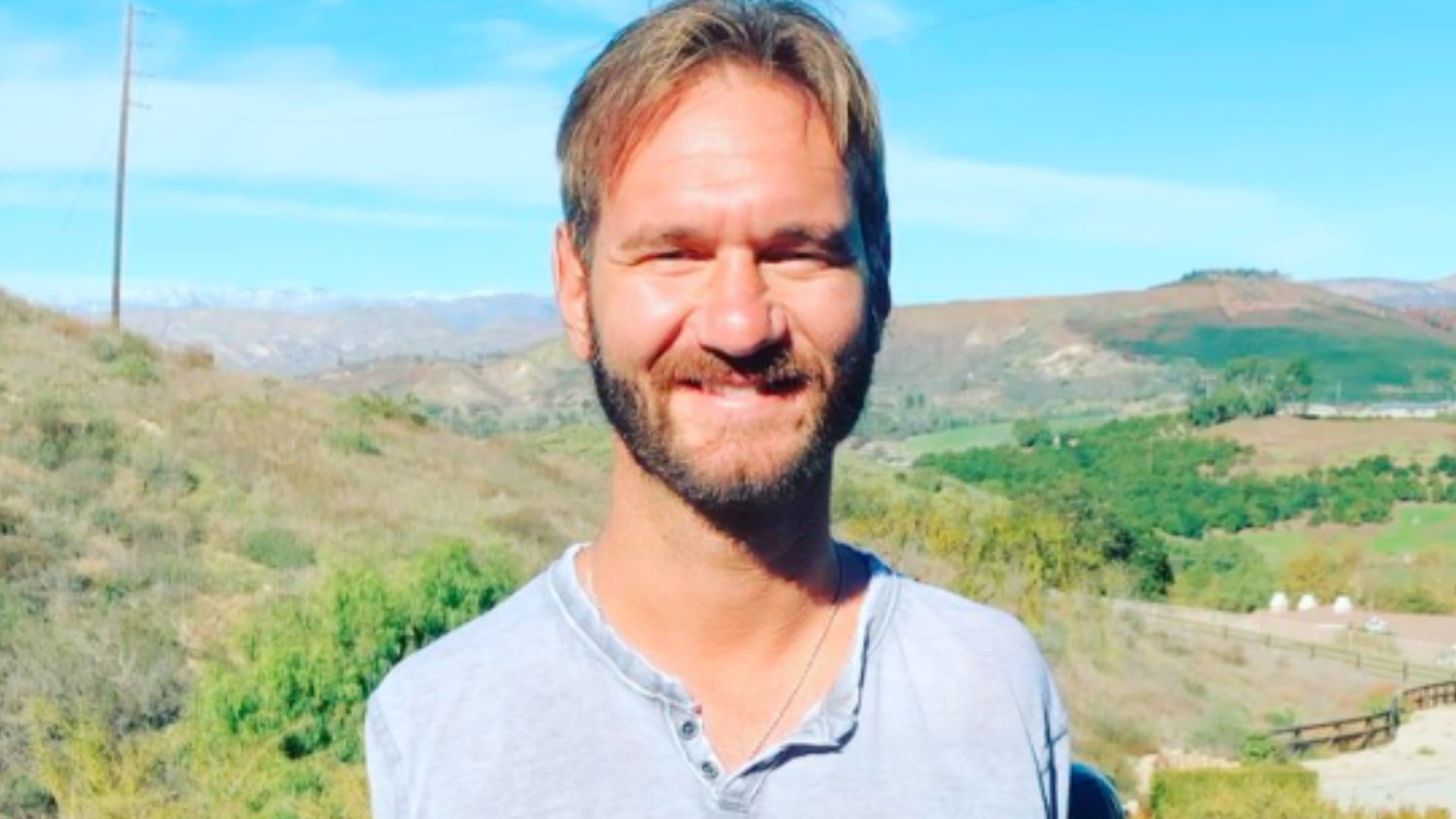 Nick Vujicic inspirational story of nick vujicic born without arms and legs