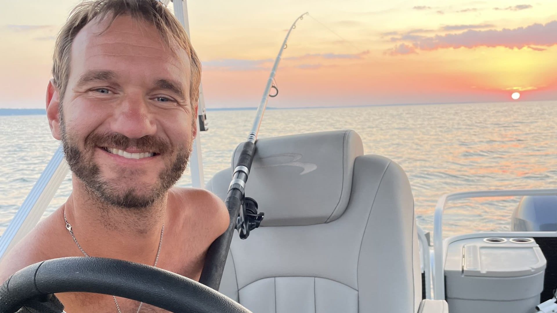 Nick Vujicic inspirational story of nick vujicic born without arms and legs