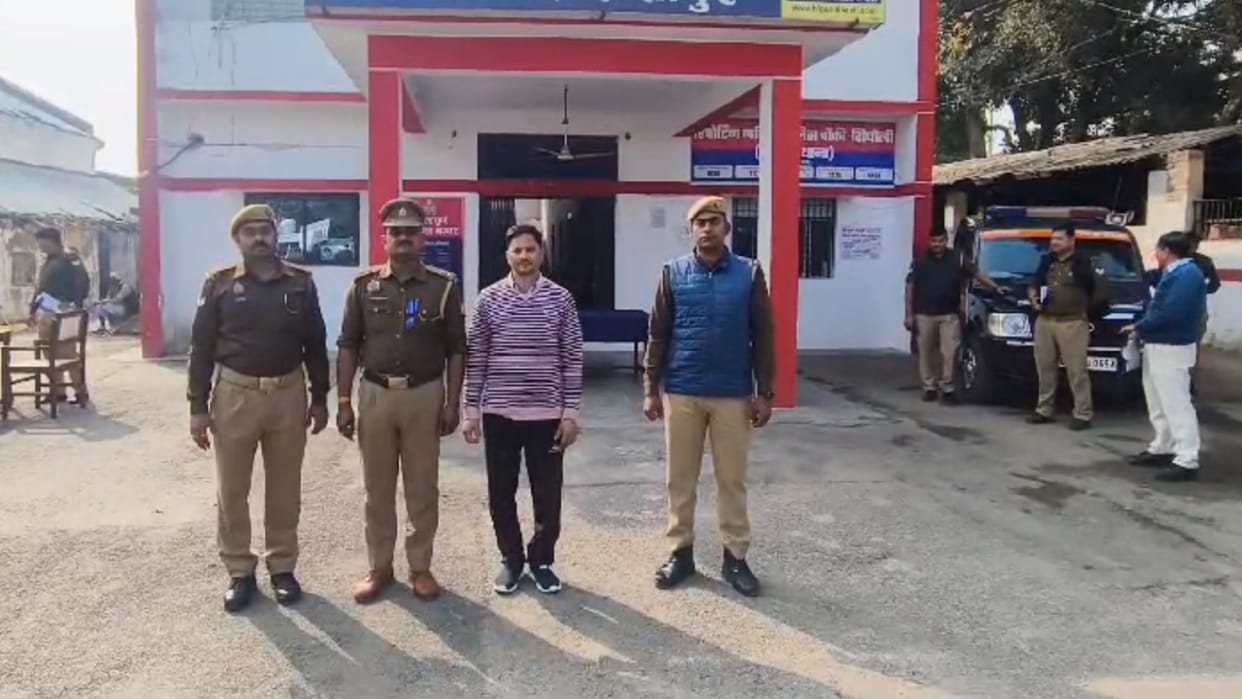 Sitapur: Priest Elgin arrested in conversion case.