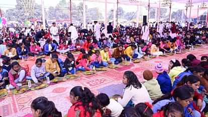 world record was also made for worship of 15,551 girls After Durduriya Pujan in Ayodhya Mahotsav