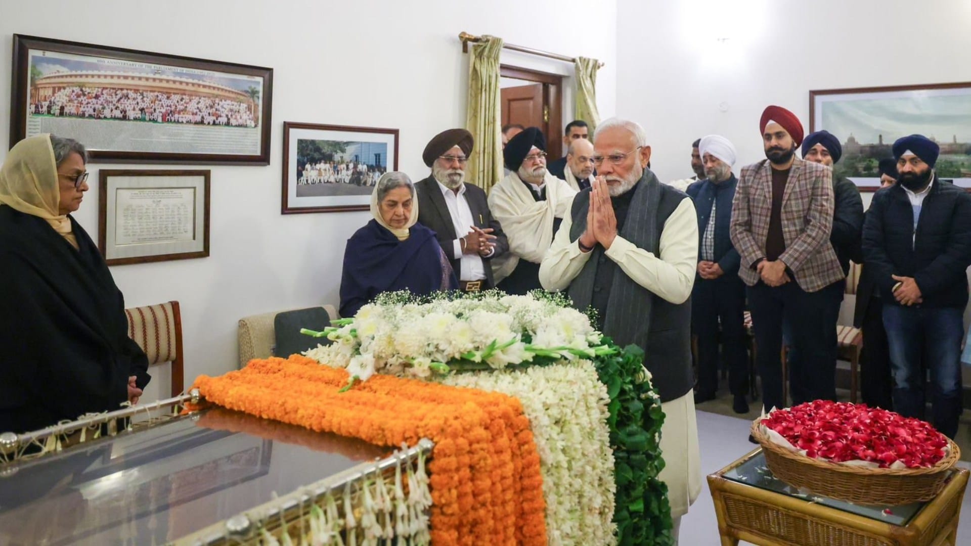 Modi cabinet passed condolence resolution on the demise of Manmohan Singh news in hindi