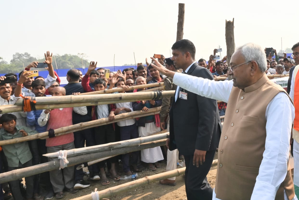 Bihar News : bihar nitish kumar news fact about nitish kumar resign bihar political news bihar samachar