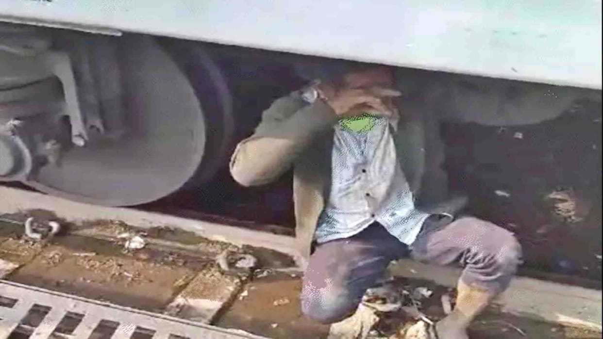 Jabalpur News: A young man reached Jabalpur from Itarsi by hiding under a train for 250 kms