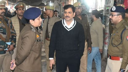 Big news of Varanasi FIR against CISF constable charges of physical abuse CP mohit agrawal Dal Mandi