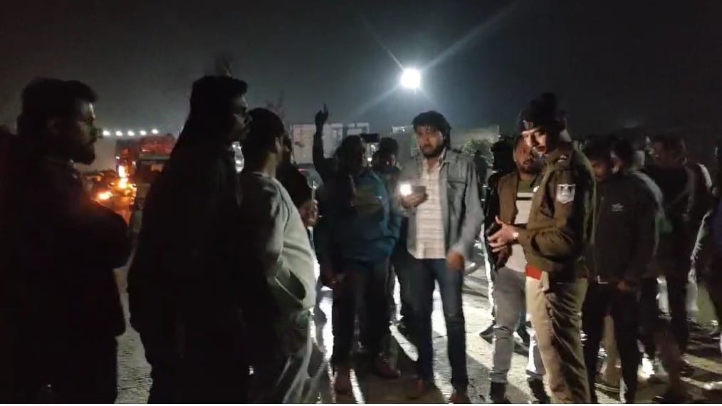 An uncontrolled truck crushed a bike rider in Shahdol
