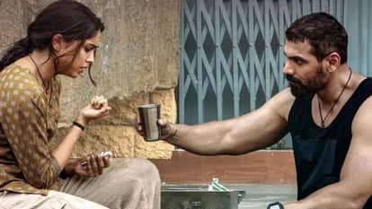 15 August Box Office: Batwara 1947 Awarapan 2 War 2 gadar 2 Sholay Highest Grossing films on Independence Day