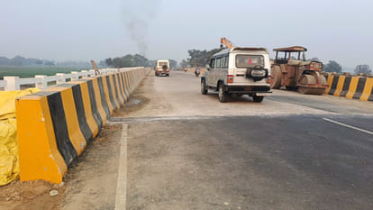 DM will gift bridge ring road on Aami on New Year in Sant Kabir Nagar
