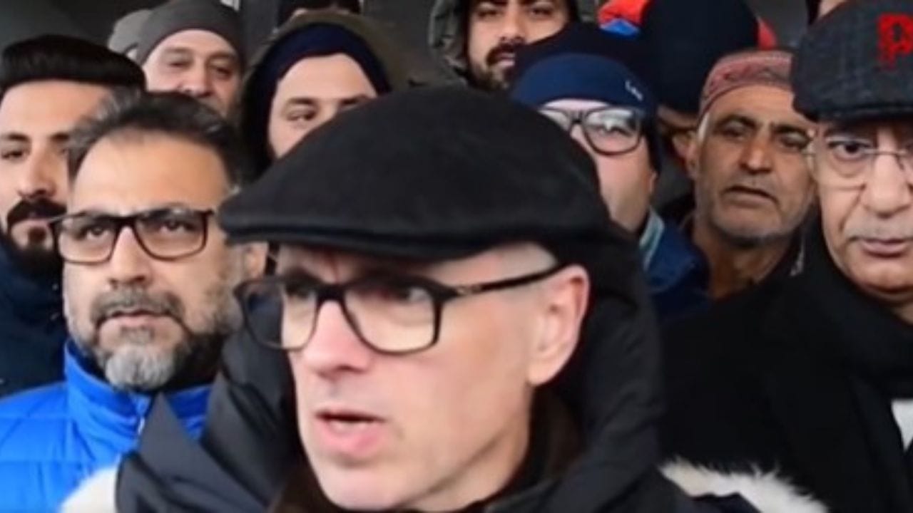 J&K: Omar Abdullah's relief efforts in Jammu and Kashmir battling snowfall, claims to restore roads and electr