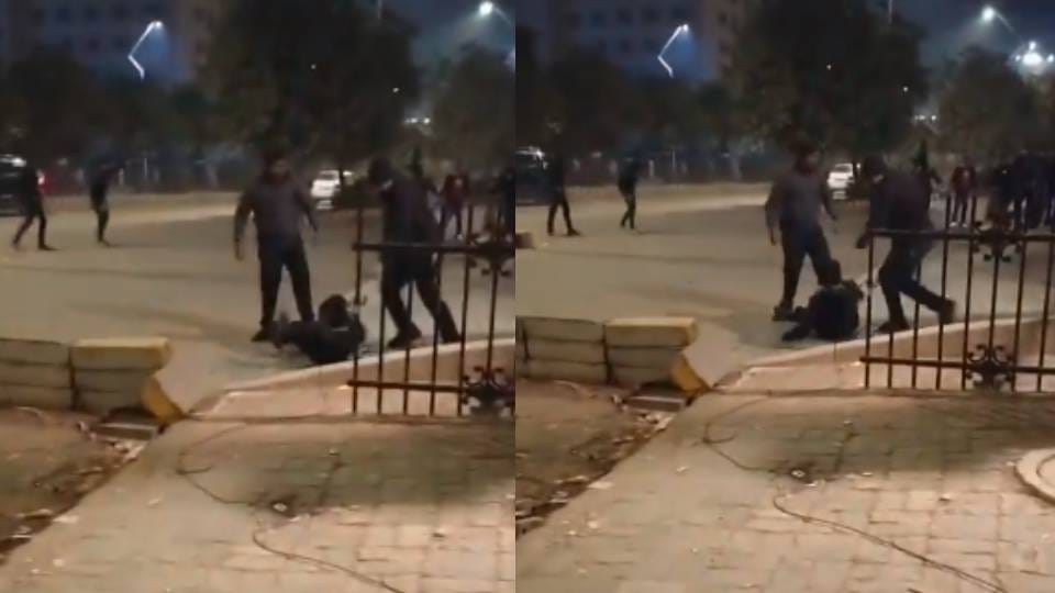 four drunk friends got into fight and punched each other In Lucknow