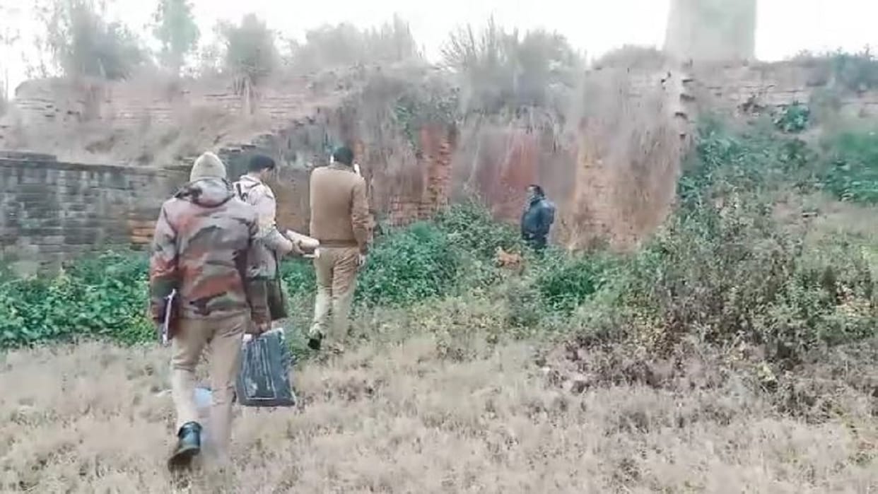Woman murdered naked body found in closed brick kiln in bareilly