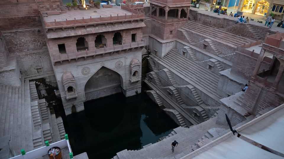 Rajasthan Dausa Chand Bawri Ancient Stepwell where huge wedding procession vanished Know Interesting facts