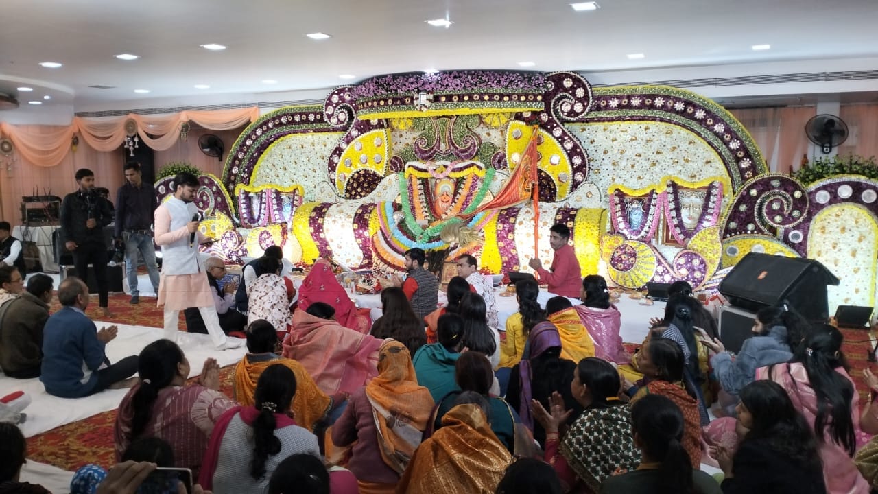 Grand procession of Salasar Balaji Maharaj taken out