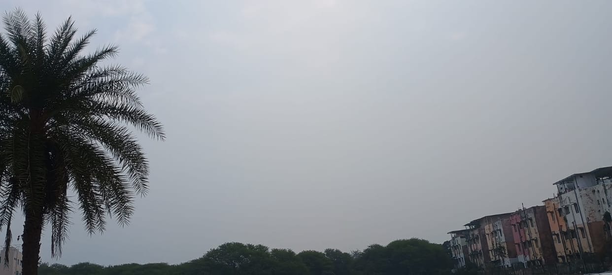 MP weather: Clouds covered many districts of the state, cold winds blew, mercury dropped to 20 degrees during