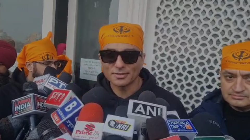 Actor Sonu Sood at Golden Temple Amritsar his movie Fateh is releasing in new year Donate film earnings