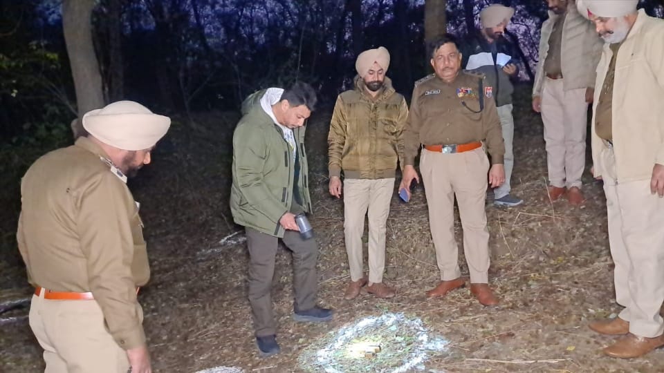 Encounter between police and terrorists two criminals injured due to bullet injuries in Batala