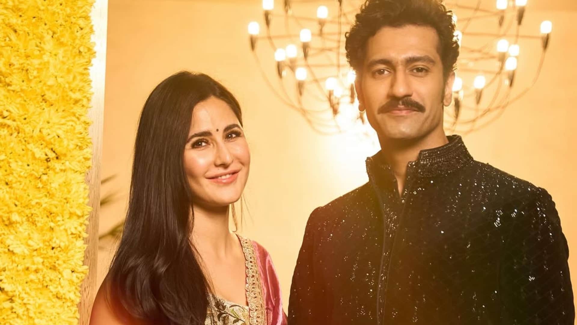 Katrina Kaif Vicky Kaushal Keep It Comfy In Causal Look Spotted Leaving For New Year Vacation