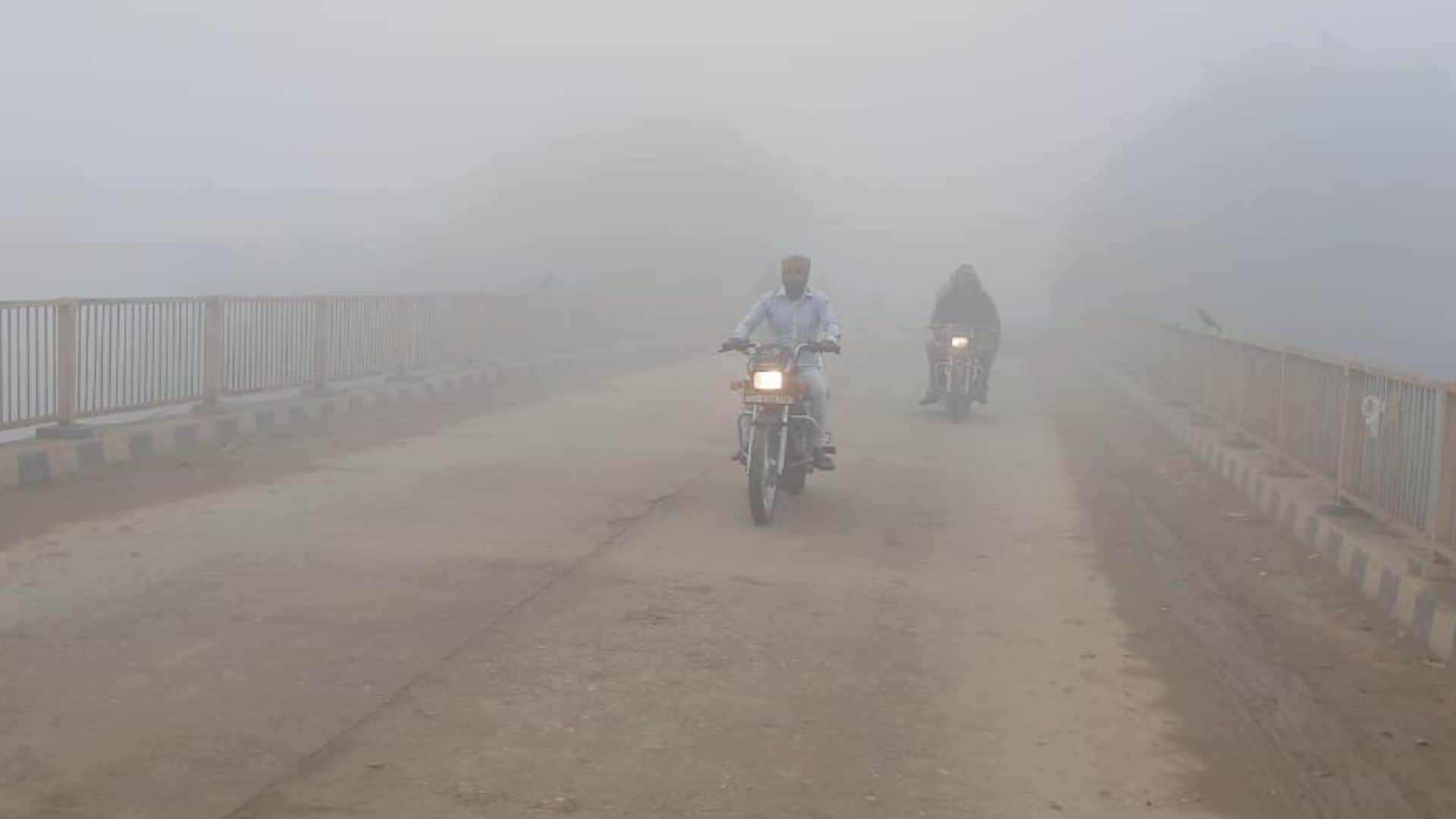 New Year Orange alert issued for fog in Azamgarh minimum temperature drops to 3 degrees icy winds
