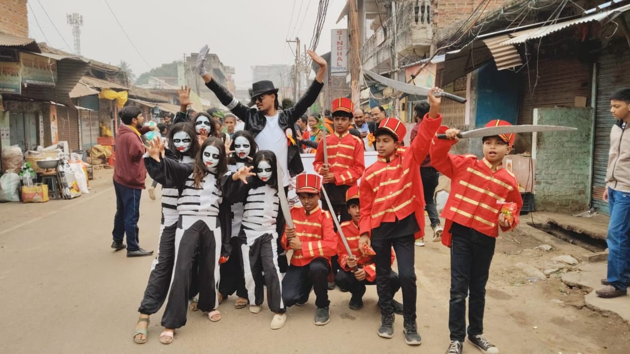 Artists gave the message of national unity and integrity
