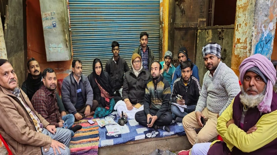 Strike of shopkeepers continues in Atrauli Municipality