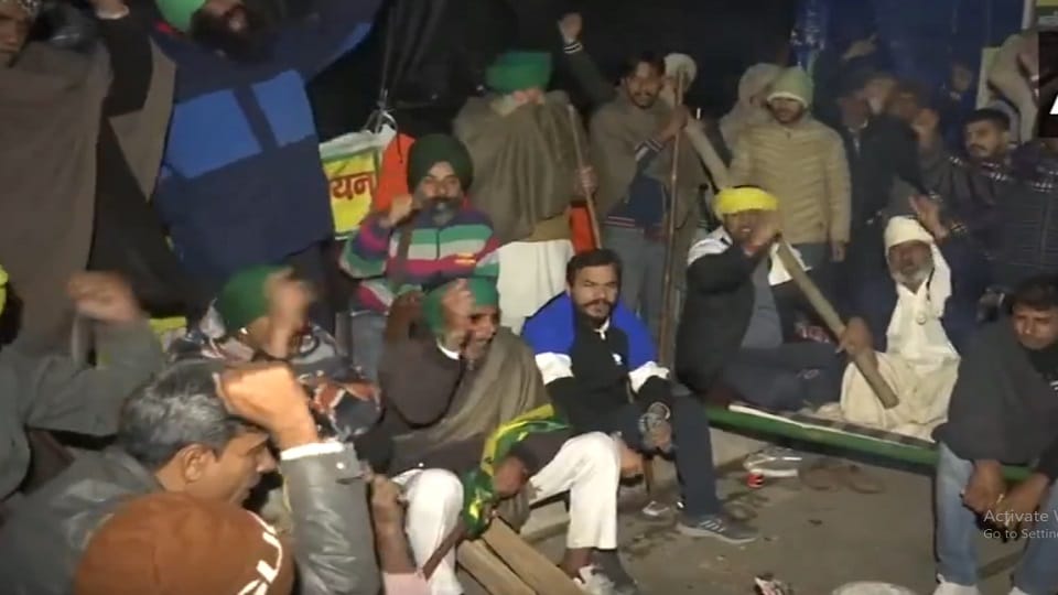 खनौरी सीमा पर किसान...