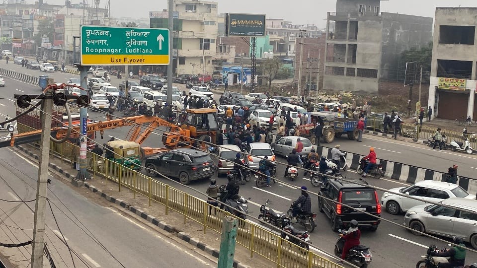 Punjab bandh NH blocked farmer protest on road photo gallery