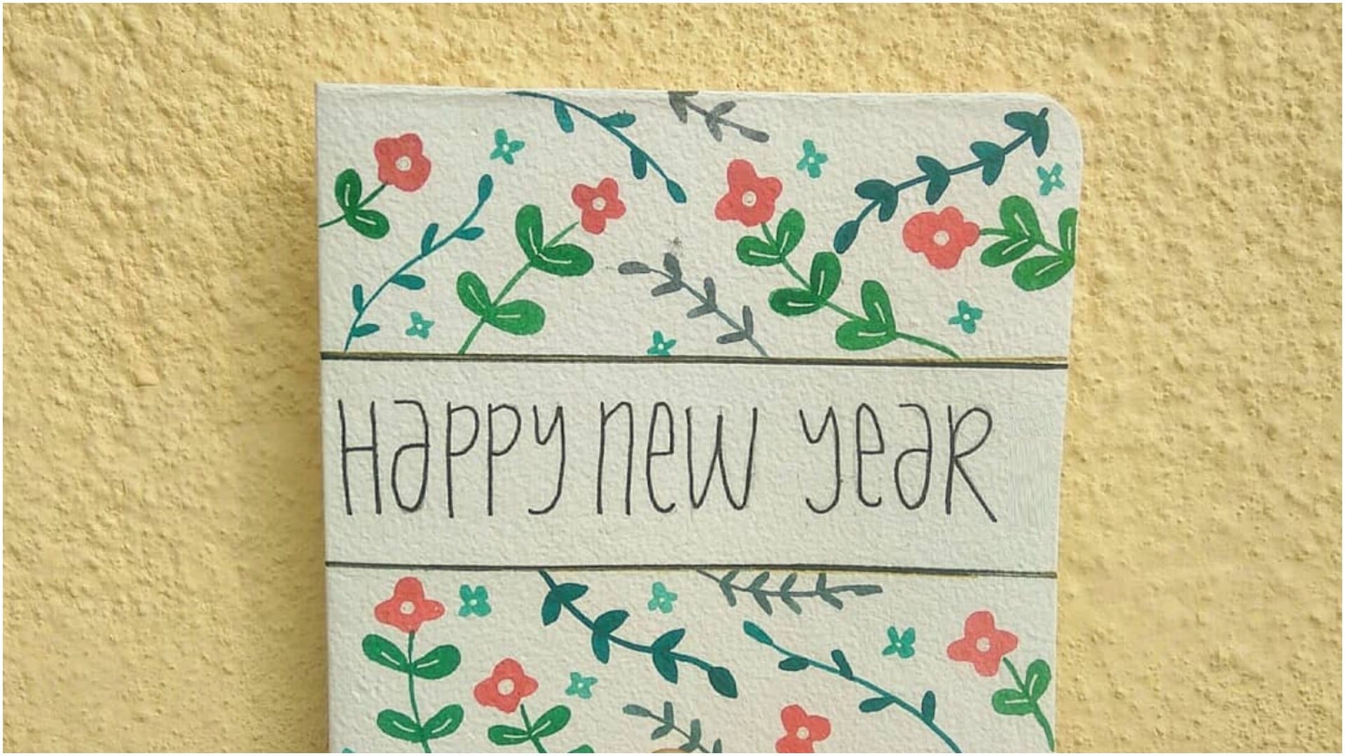 Happy New Year 2025 Gift Ideas for Friends and Family Know Naye Saal Ka Tohfa in Hindi