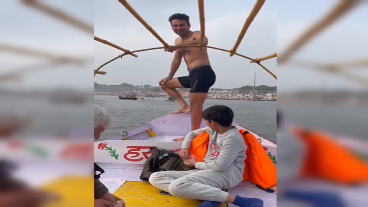 Cricket Mohammad Kaif said after taking a dip in Sangam, learned swimming in Yamunaji.