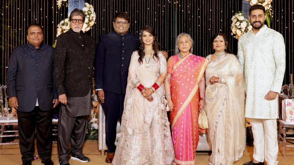 Amitabh Bachchan Jaya and Abhishek graced the wedding reception of Rikin Yadav and Surabhi in Mumbai