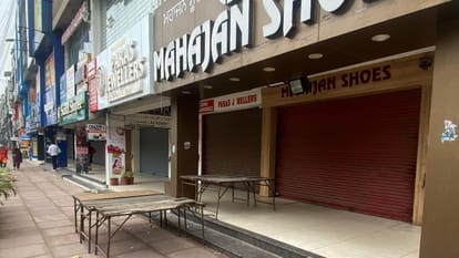 Photos gallery Effect of Punjab Bandh Passengers trouble patients did not reach OPD of PGI Chandigarh