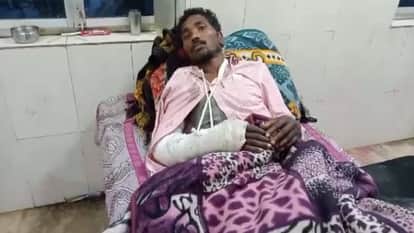 Sidhi News person was beaten up in Demha over land dispute four people together beat him with sticks
