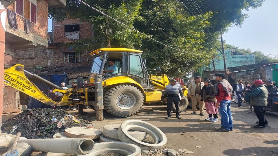 Fine of Rs 60 thousand imposed for opening buffalo stables on roadside in haldwani