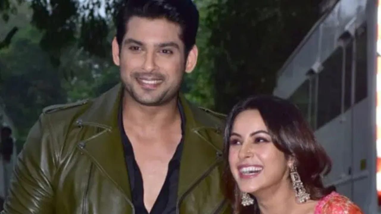 Actress Shehnaaz Gill Still Thoughts Of Sidharth Shukla Reveal His Name In Mind Reader Game