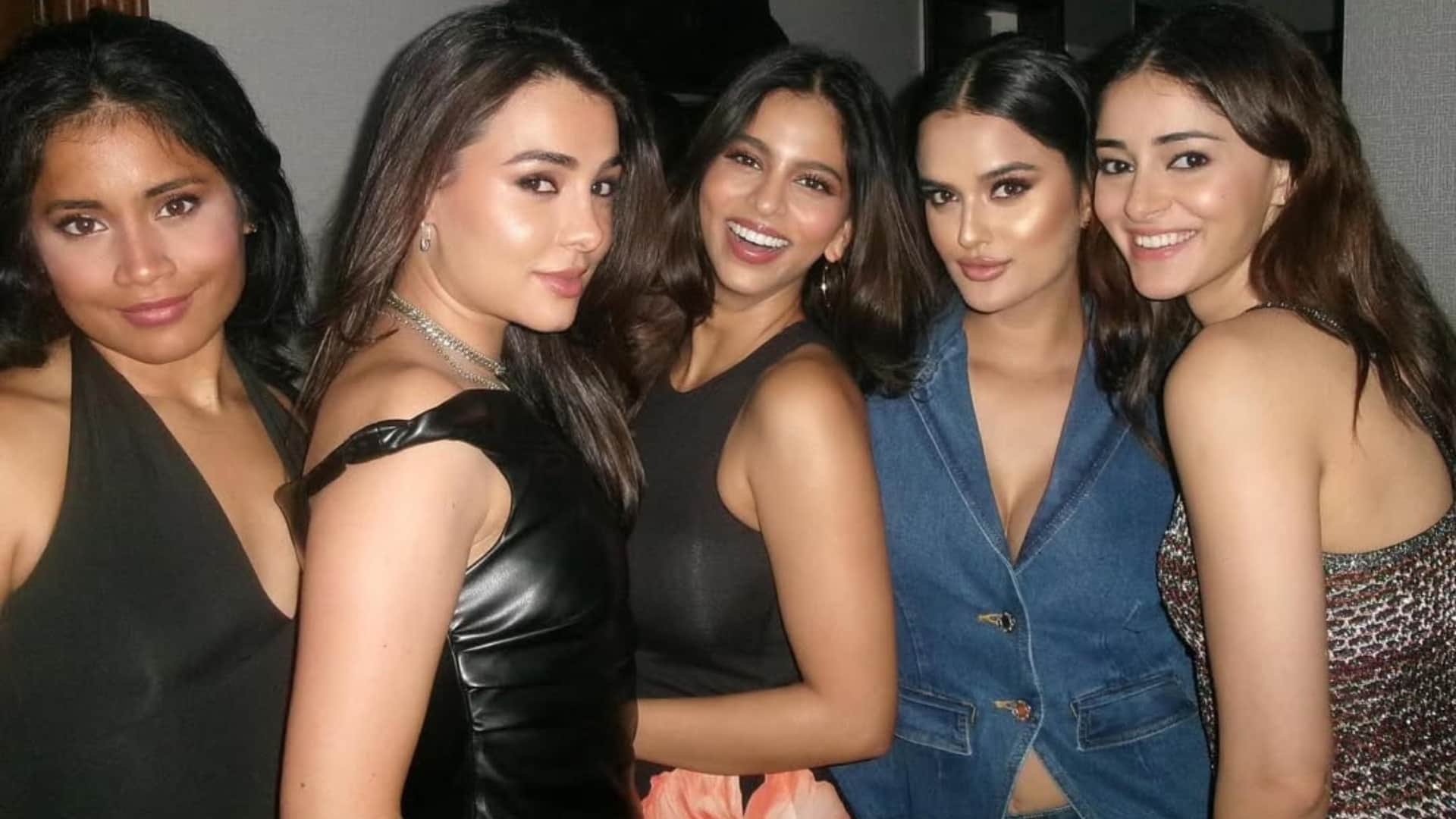 Best Parties At Mannat With Shah Rukh Khan Suhana Navya And Shanaya says Ananya Panday Praises King new year e