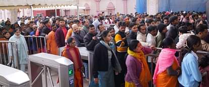 Ayodhya: Ram Temple Remained Open for 14 Hours from Morning Till Shayan Aarti, Doors Closed for only 20 minutes