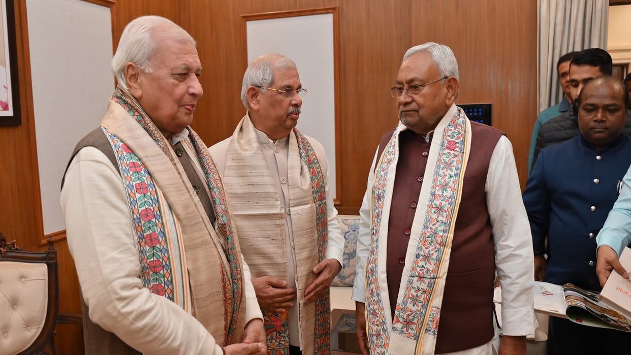 Bihar News: Chief Minister Nitish Kumar reached to meet the Governor after returning from Delhi; JDU, BJP