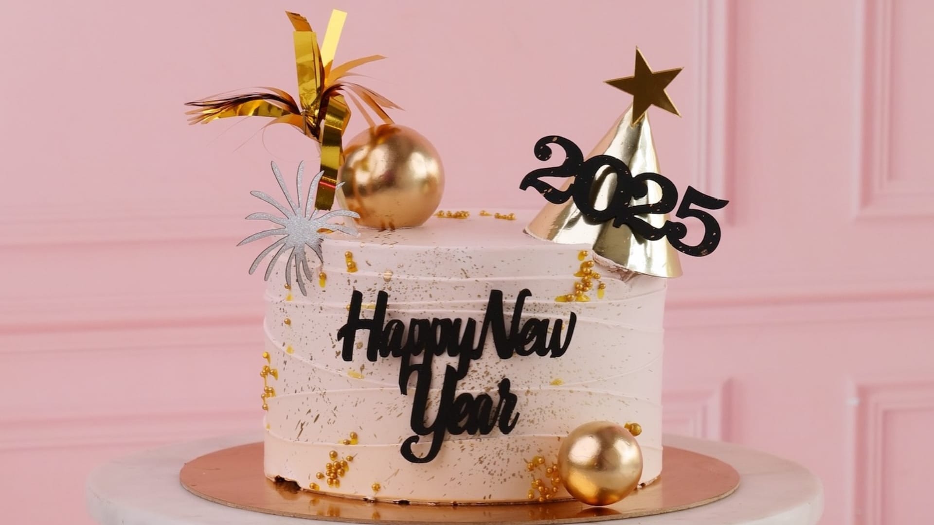 Happy New Year 2025 Cake Design Ideas See Latest Cake Photos Images
