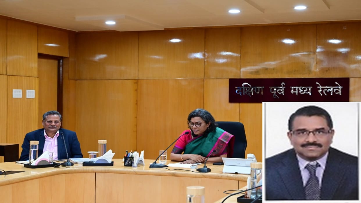 SECR News: Tarun Prakash become South East Central Railway new GM, Ninu Itiera retires