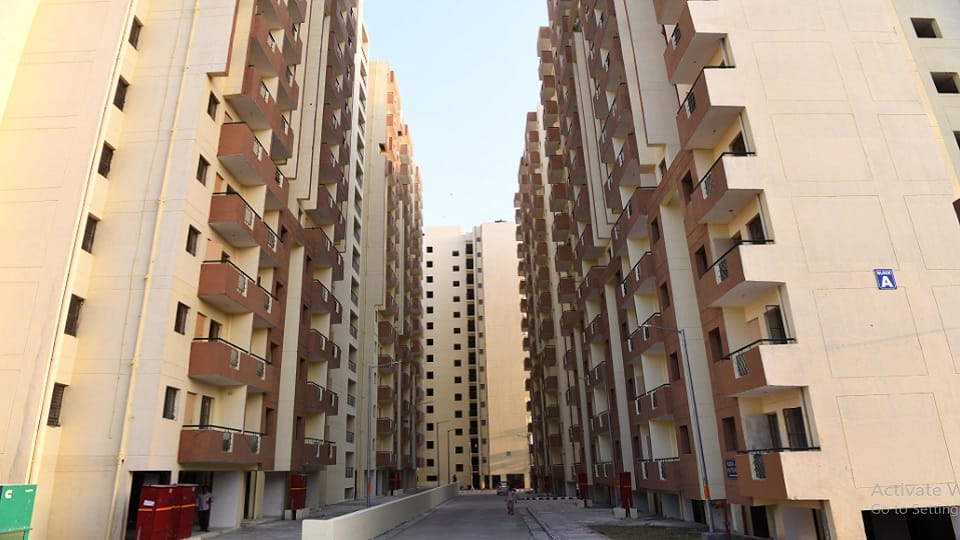 805 flats of Vasant Kunj will get new life