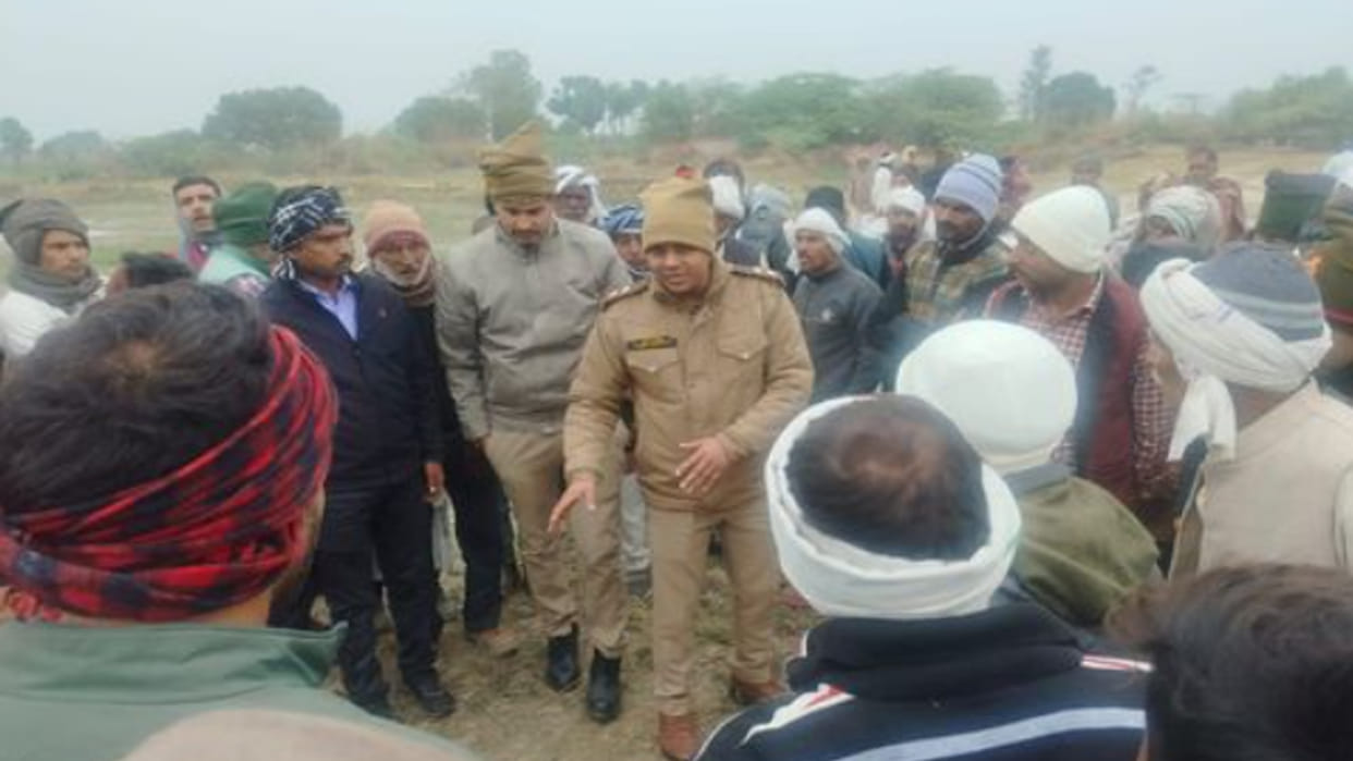 Auraiya: Young man dies after being hit by a train, Sunil was the only son of his parents