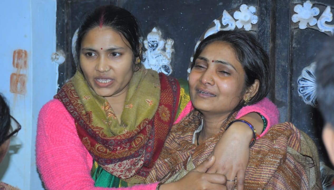 Kanpur Murder Throat was slit with glass attempt to block highway BJP leader detained two constables suspended