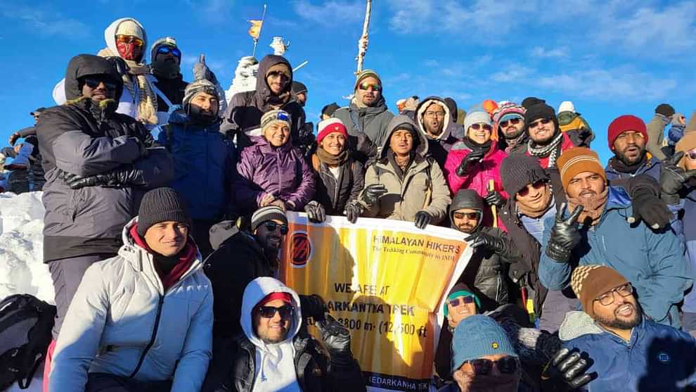 New Year Celebration 2025 in Uttarakhand Tourists flocked to Kedarkantha to celebrate New Year watch Photos
