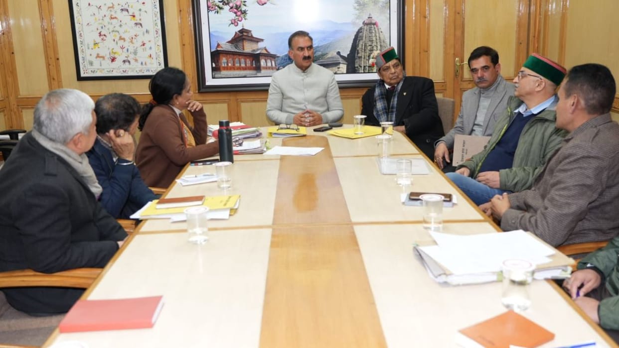 Himachal News CM Sukhu said Modern PET scan MRI machines will be installed in IGMC Tanda