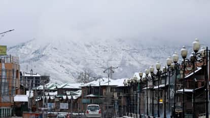 Weather: Rain and snowfall warnings in northwest India 3, Delhi likely to receive heavy rain.