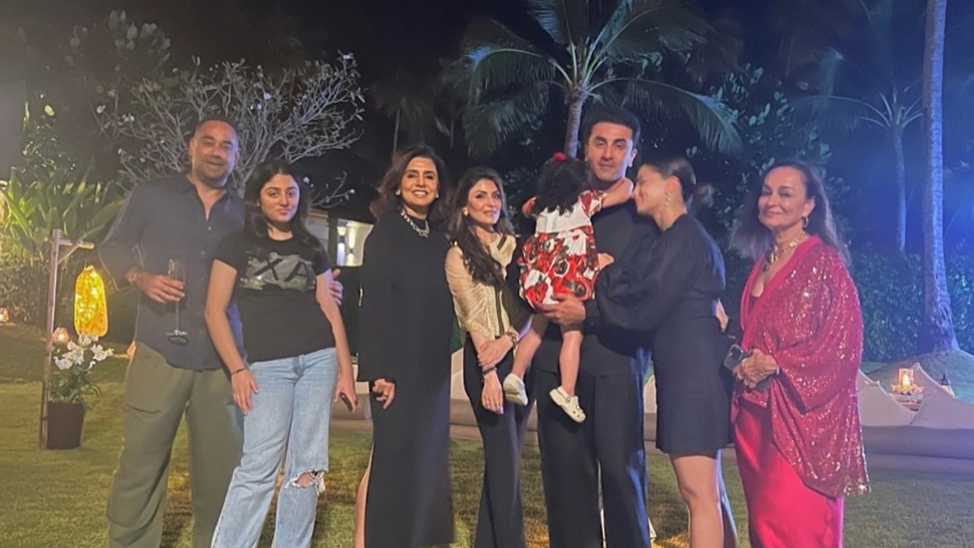 Neetu Kapoor family welcome new year together see beautiful Photos Ranbir kapoor Alia Bhatt and Raha kapoor