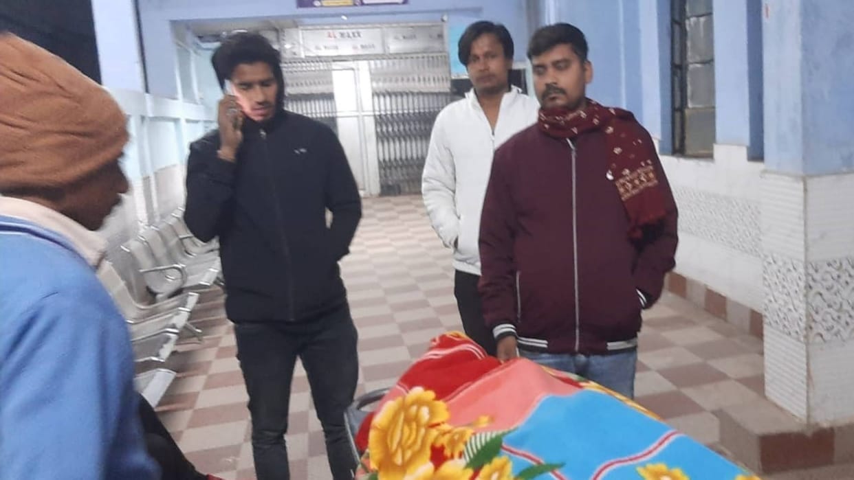 Bihar News middle-aged man injured after being hit by an unknown vehicle near Chaurasia Chowk in Vaishali dies