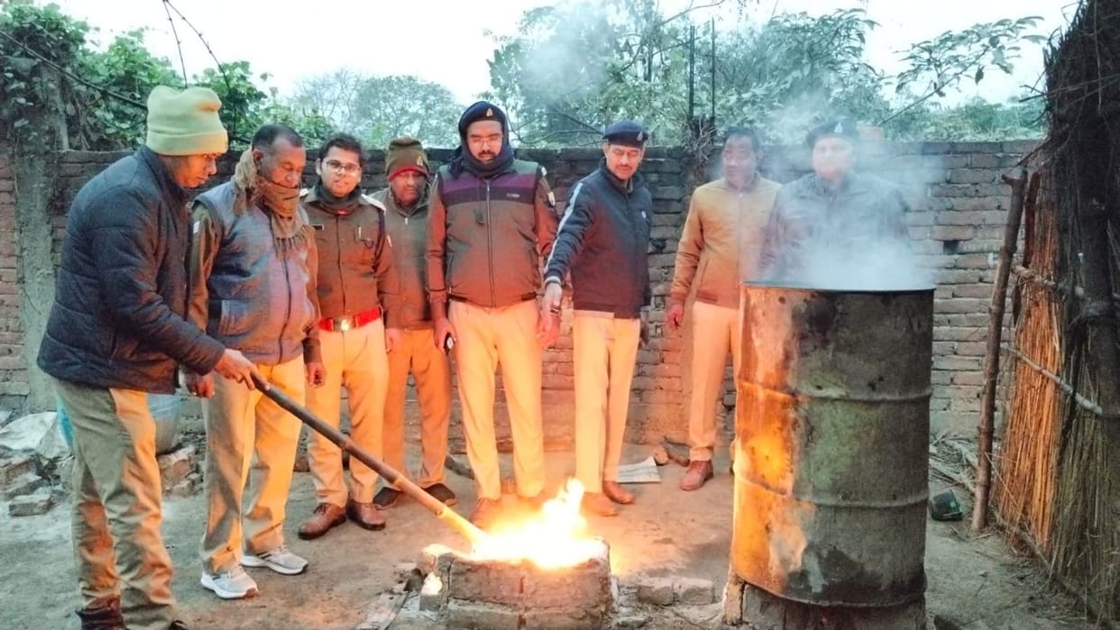 Raid on illegal liquor distillery, 500 kg of raw material destroyed