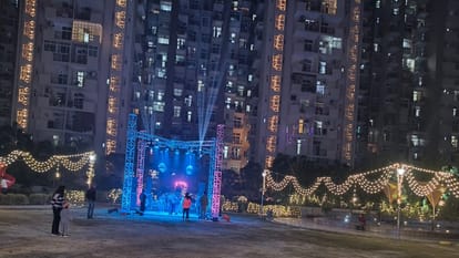 People danced to the tunes of DJ to welcome New Year 2025 in Delhi-NCR