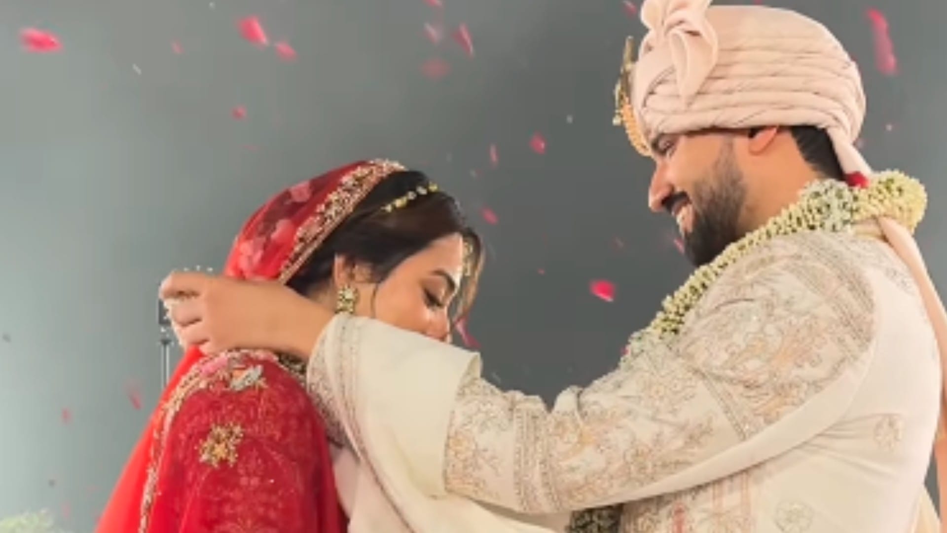 Jheel Mehta looked beautiful in bridal red lehenga husband Aditya Dubey got emotional after seeing her look