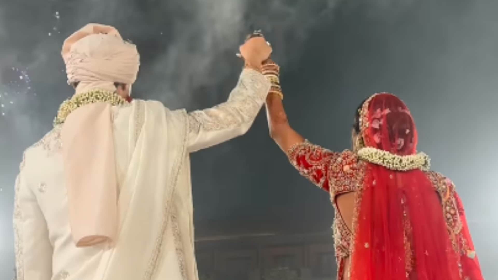 Jheel Mehta looked beautiful in bridal red lehenga husband Aditya Dubey got emotional after seeing her look
